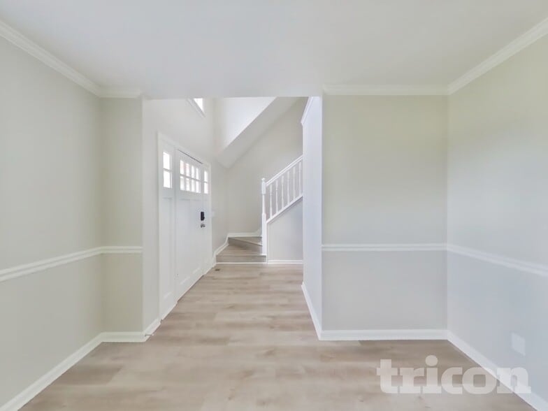 Building Photo - 800 Chaney Woods Dr