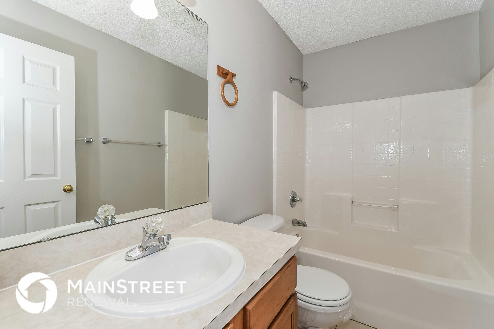 Building Photo - 10450 McGirts Creek Dr