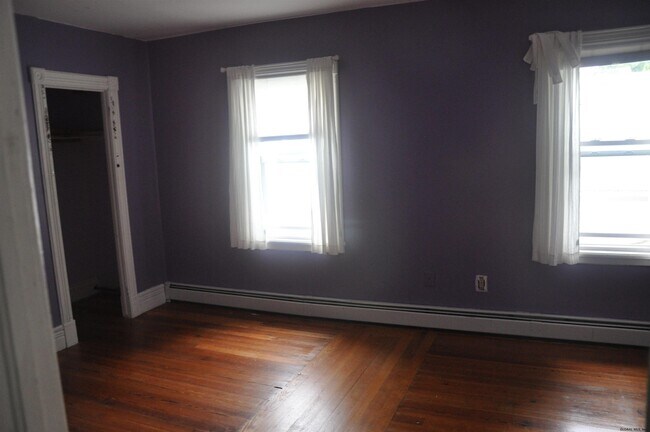 Building Photo - 23 S Main St