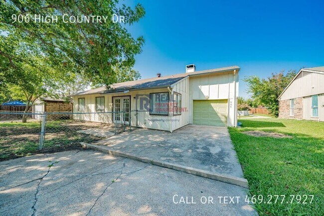 Building Photo - 906 High Country Dr