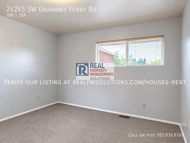 Building Photo - 24245 SW Grahams Ferry Rd