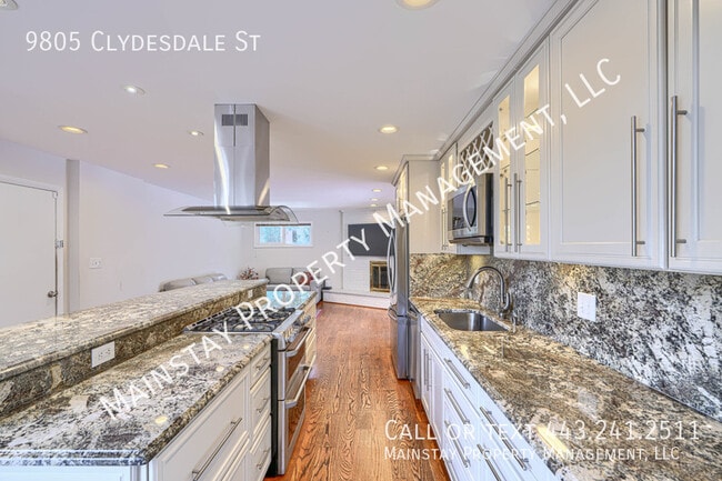Building Photo - 9805 Clydesdale St