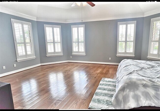 Building Photo - 18422 Windsor Lakes Dr