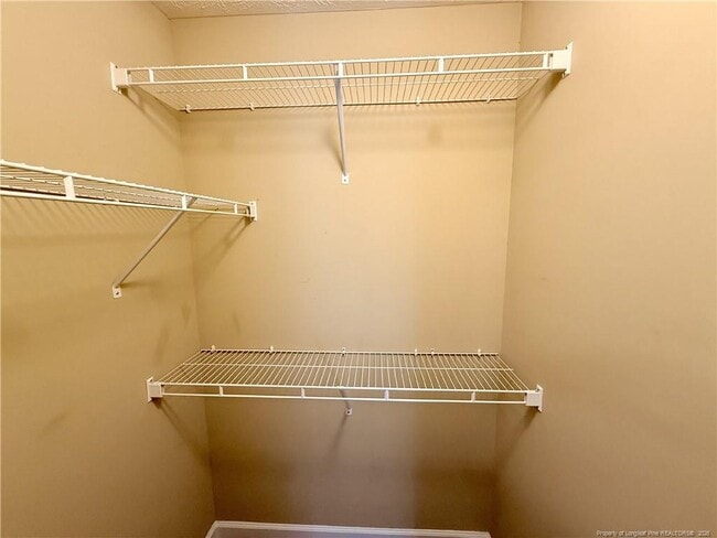 Building Photo - 422 Jamestown Ave