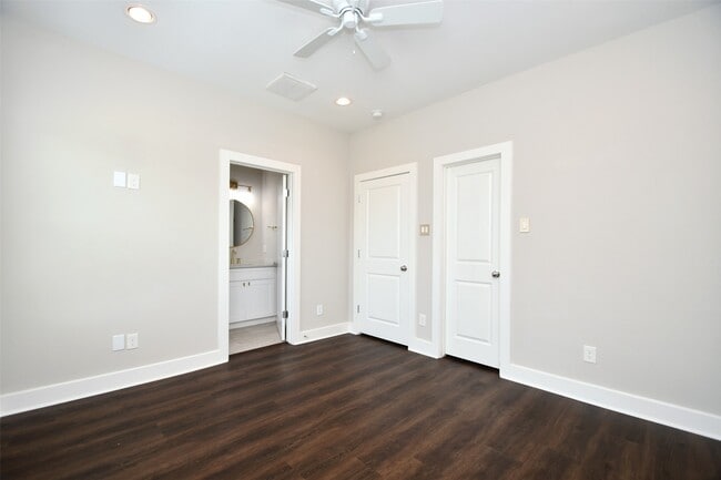 Building Photo - 1146 Wycliffe Dr