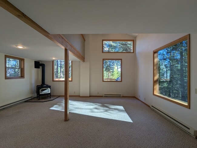 Building Photo - 286 Antler Rdg Rd