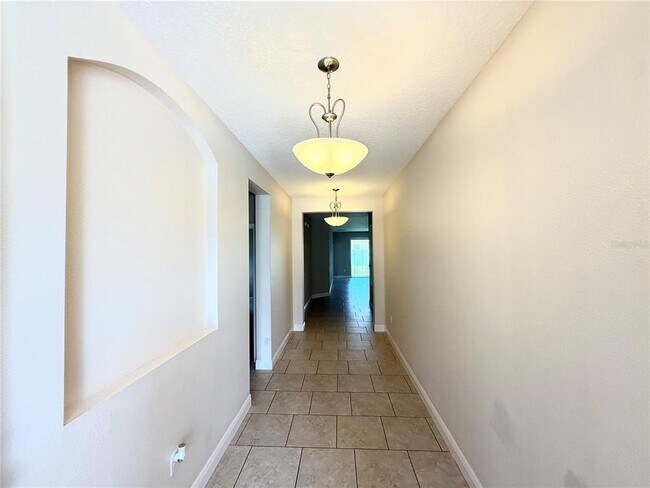 Building Photo - 1497 Softshell St