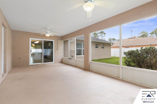 Building Photo - 13 Ryberry Dr