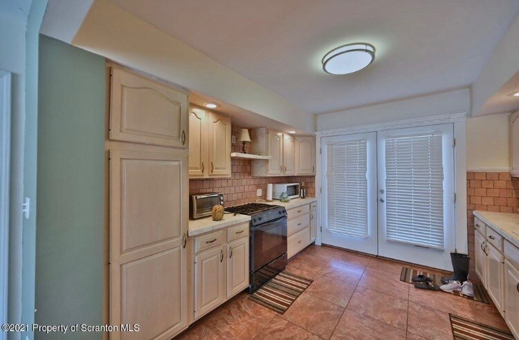 Building Photo - 540 Palm St