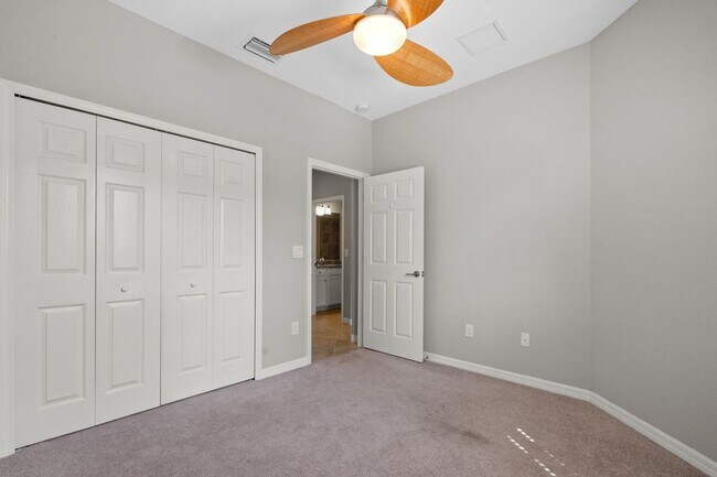 Building Photo - 10328 Prato Dr