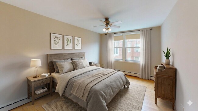 Building Photo - 2410 W Farragut Ave