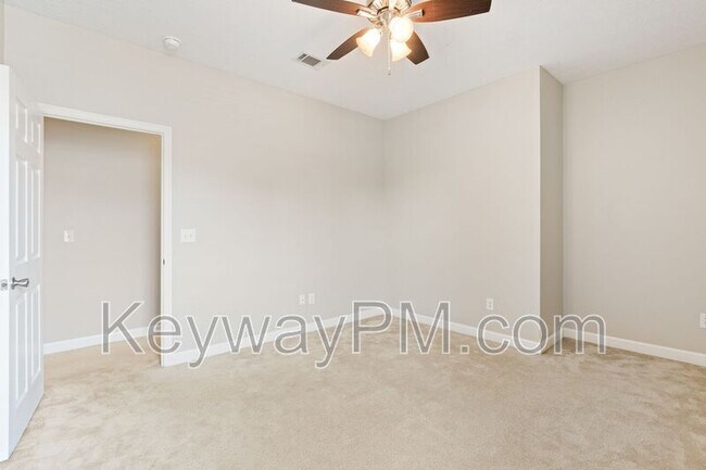Building Photo - 5216 Tilton Dr