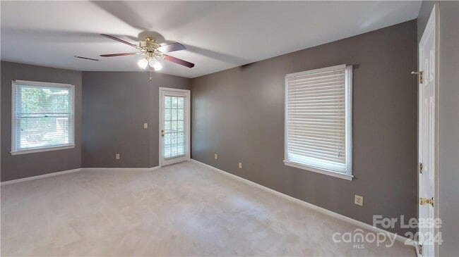 Building Photo - 3709 Colony Crossing Dr