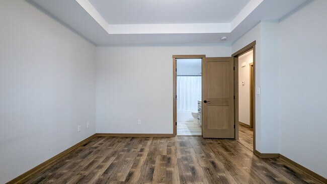 Building Photo - Modern 4-bed, 3-bath Single-Family Home Lo...