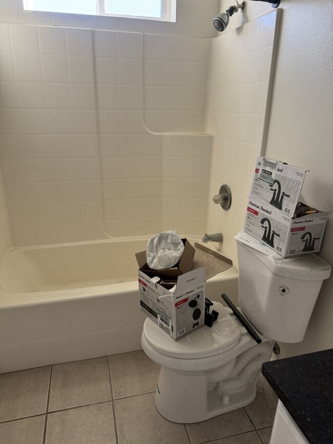 Building Photo - Ranch Rambler in Enoch