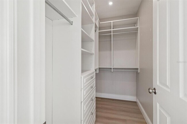 Building Photo - 5000 Culbreath Key Way