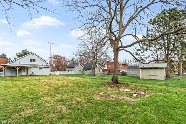 Building Photo - 5425 Ohio St