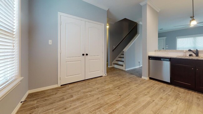 Building Photo - Copper Creek Condo- Unit 318