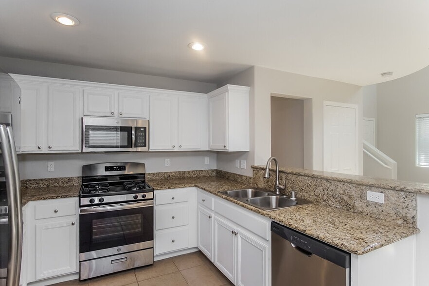 Building Photo - 1136 Lilac Charm Ave