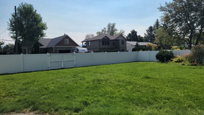 Building Photo - 4 Bedroom Home In Veradale