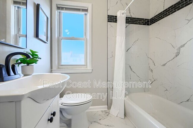 Building Photo - 1221 Glenwood Ave