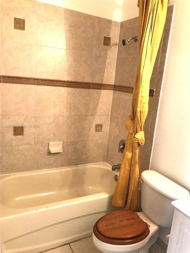 Building Photo - 8233 SW 25th Ct