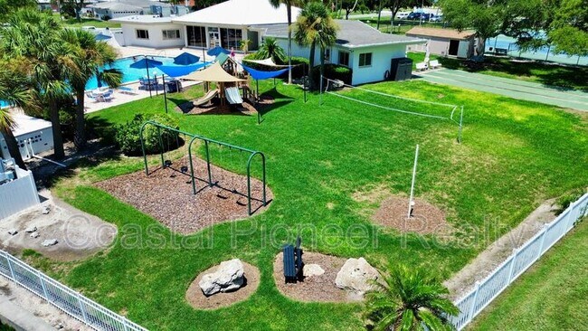 Building Photo - 14903 Imperial Point Dr N
