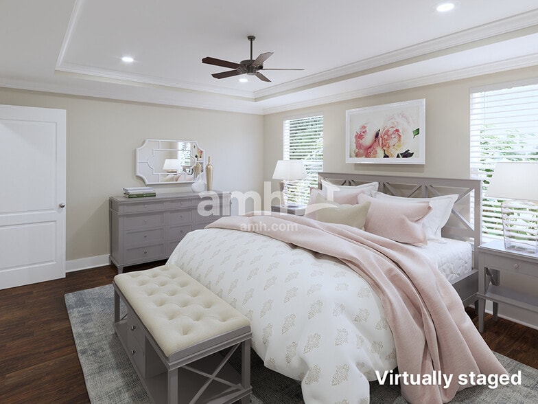 Building Photo - 329 Banyan Frst Dr