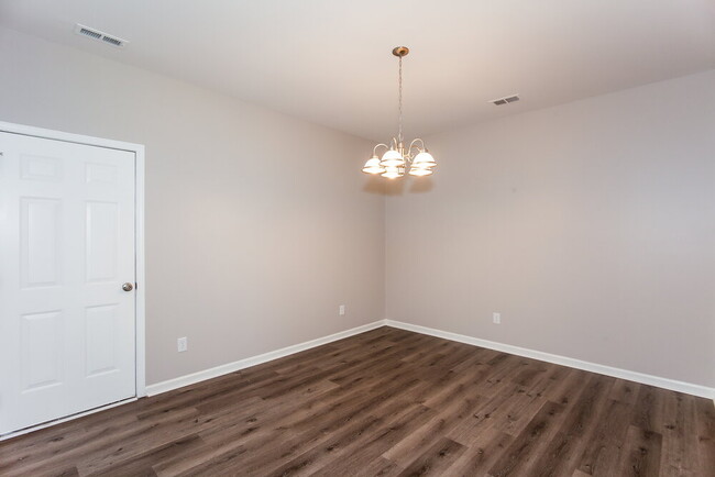 Building Photo - 5104 Abercromby St