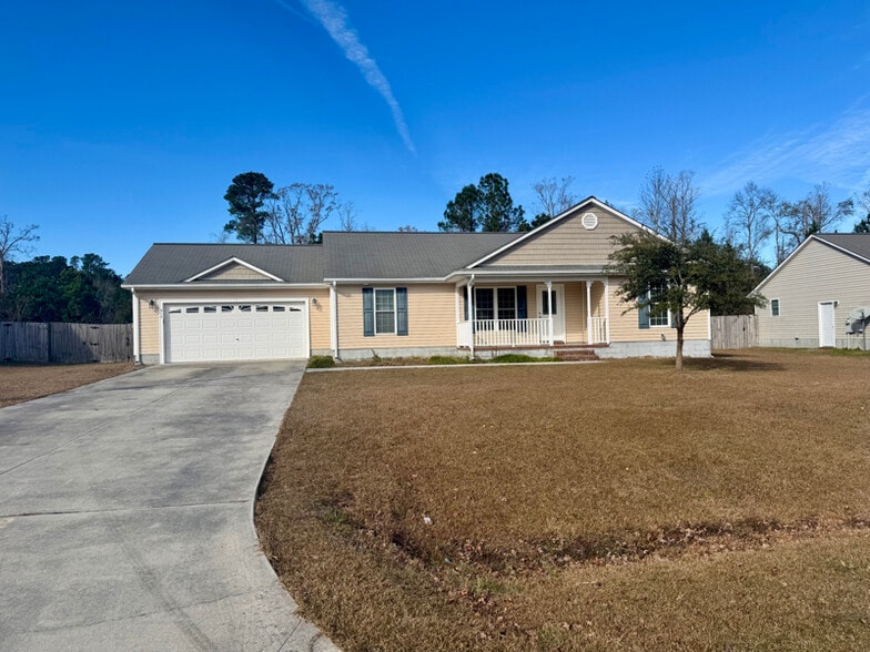 Primary Photo - 318 Murphy Dr