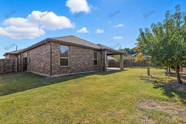 Building Photo - 1100 Scotney Ln