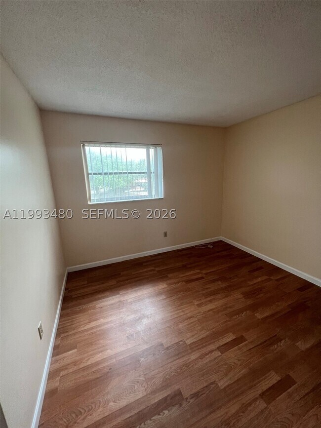 Building Photo - 2605 NW 47th Terrace