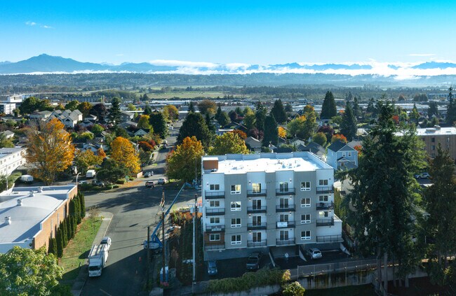 Building Photo - Colby Heights