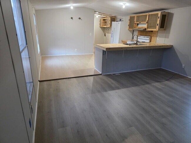 Building Photo - mobile home