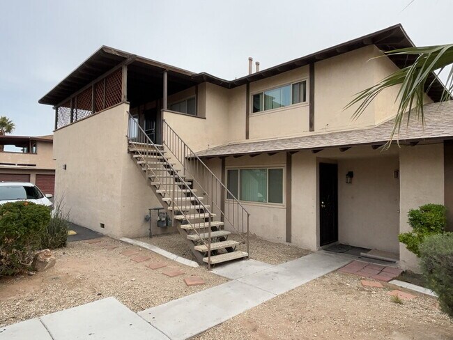 Building Photo - 2-Bed 1-bath in Prime Las Vegas Location – 950 Sq. Ft. of Comfort!