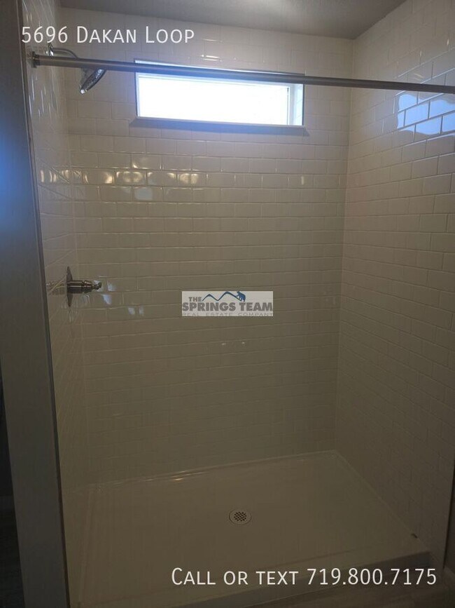 Building Photo - 5696 Dakan Lp