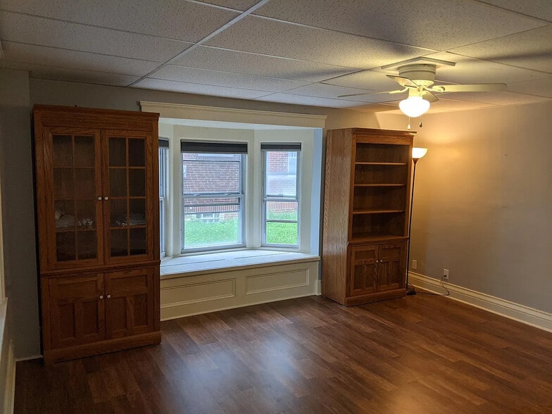 Building Photo - 553 Britton Rd