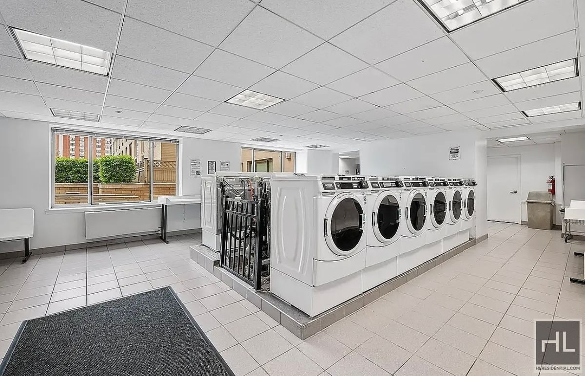 Building Photo - WEST 83 STREET