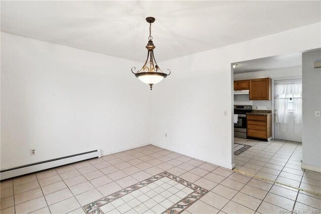Building Photo - 43 W Elderkin Ave
