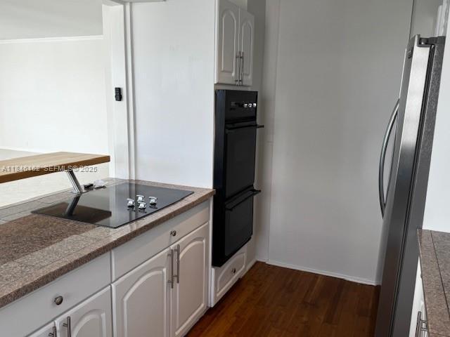 Building Photo - 9100 W Bay Harbor Dr