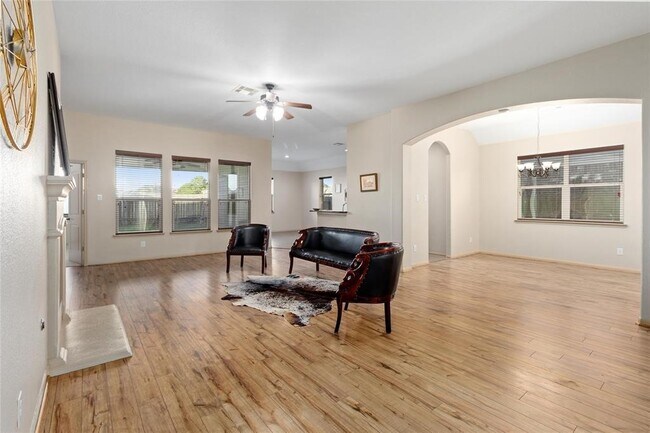 Building Photo - 2886 Aurelia Ln