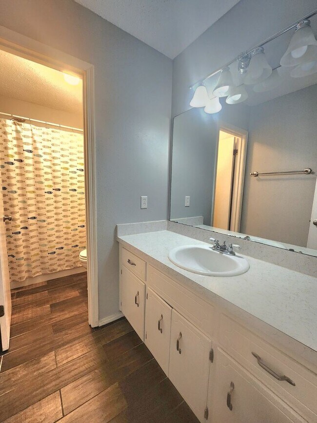 Building Photo - Charming Home with Pool & Prime Location!
