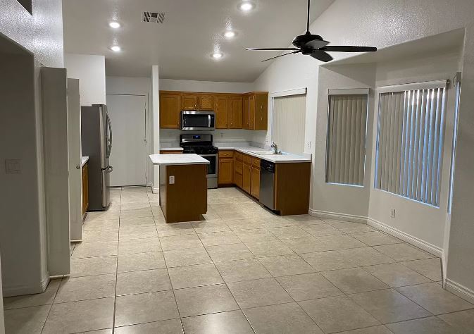 kitchen - 730 Altacrest Dr