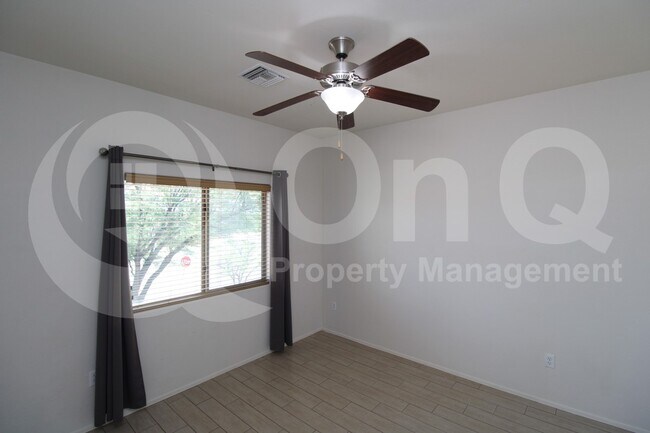 Building Photo - 7531 E Majestic Palm Ln