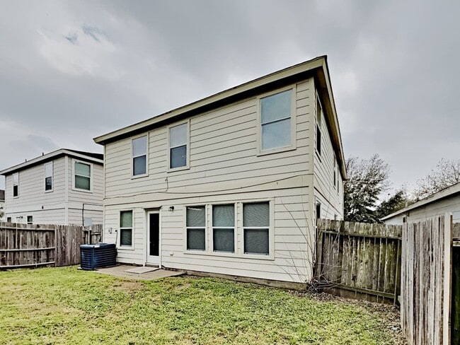 Building Photo - 18206 Valebluff Ln