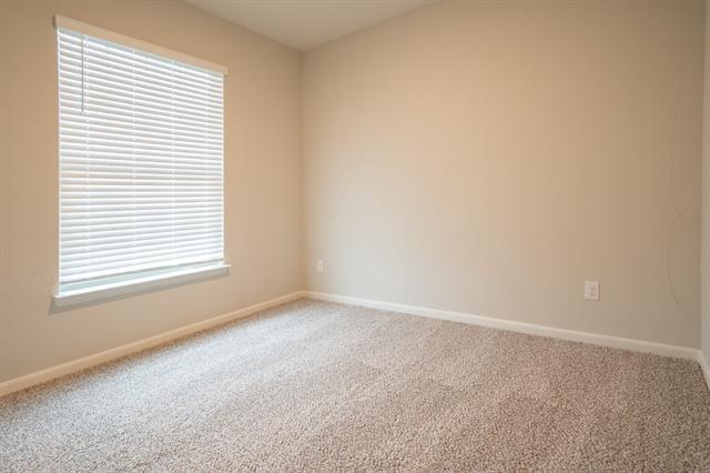 Building Photo - 2104 Yarborough Dr