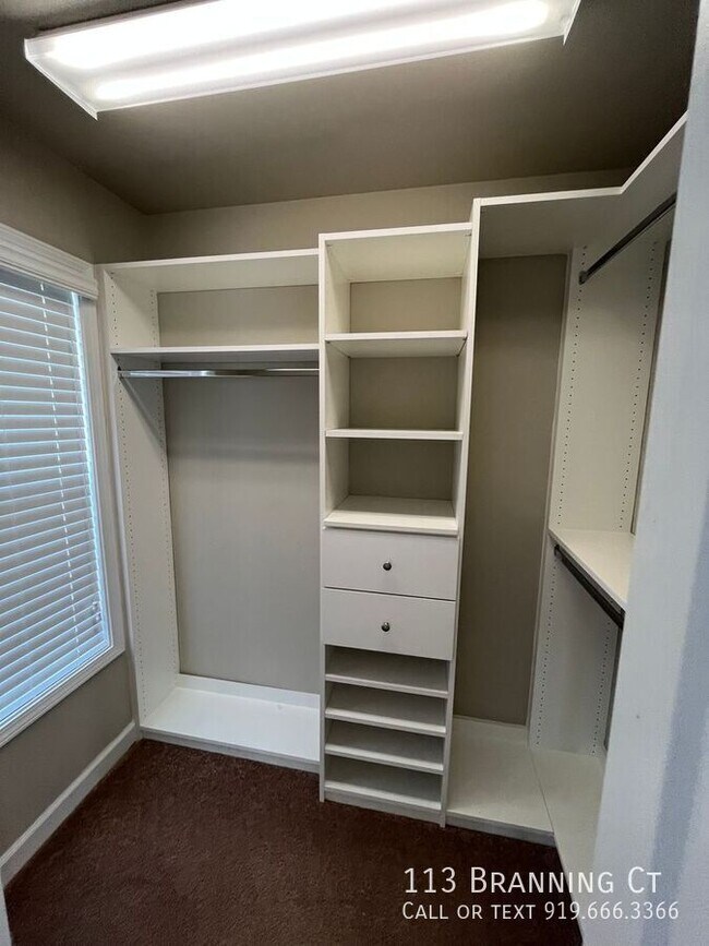 Building Photo - 113 Branning Ct