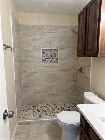 Building Photo - 2505 Wedglea Dr