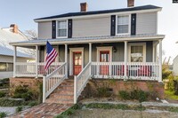 Building Photo - 203 Oliver St