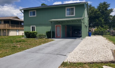 Charming Curb Appeal & Dedicated Parking - 8176 Egret Rd